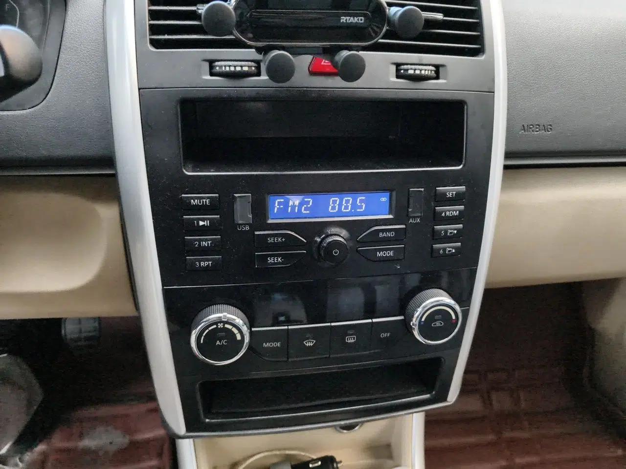 BAIC Senova D20 2015 Hatchback 1.3L Manual Joy Edition — миниатюра 13