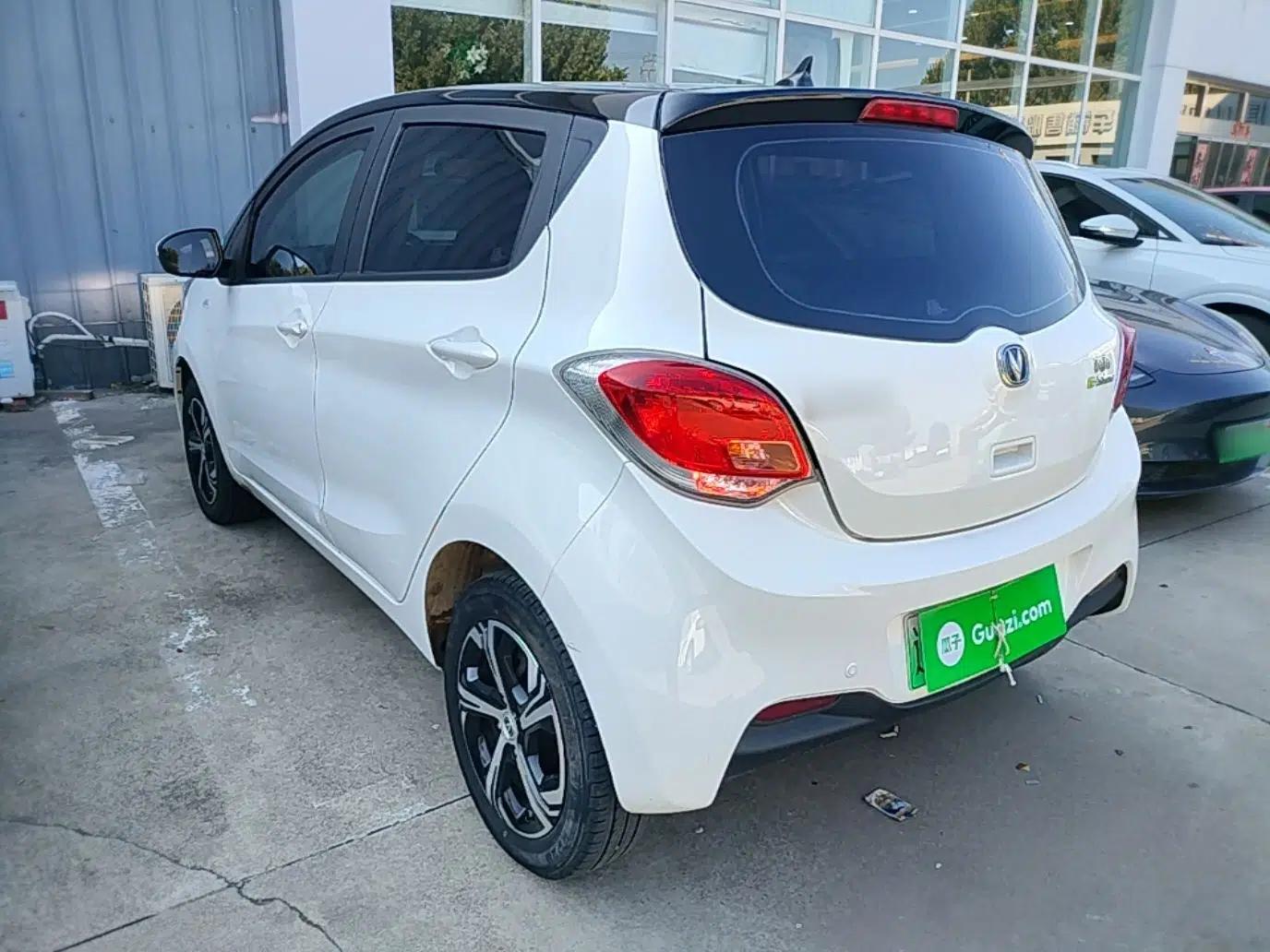 CHANGAN Benni E-Star 2020 Heart Edition Lithium Iron Phosphate (31.95 kWh) — миниатюра 4