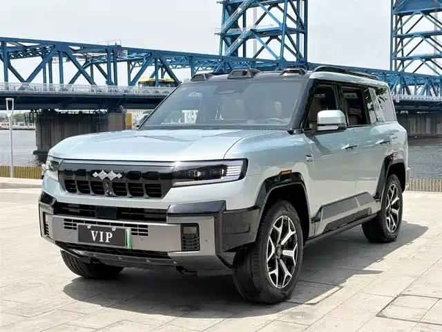 Leopard 8 2025 Smart & Brave Flagship Edition 7-Seater
