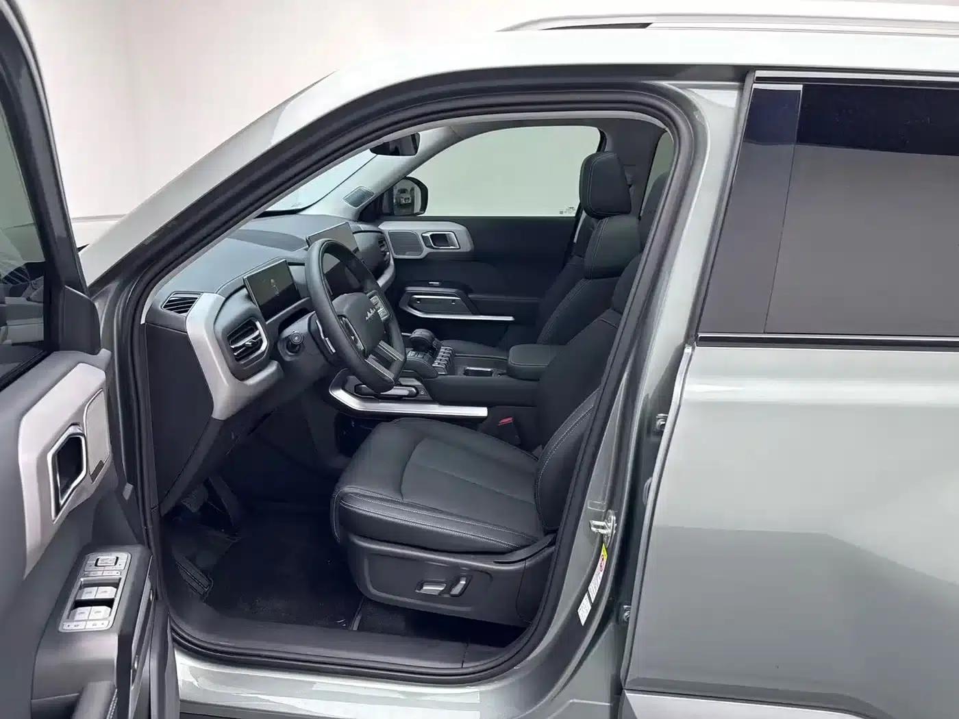 Titanium 3 2025 Model 501KM Rear-Wheel Drive Ultra Edition — миниатюра 5