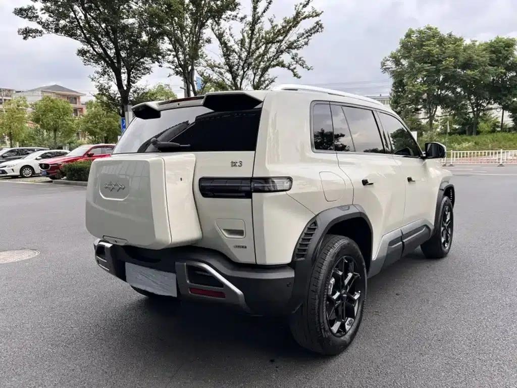 Titanium 3 2025 Model 501KM Rear-Wheel Drive Pro — миниатюра 11