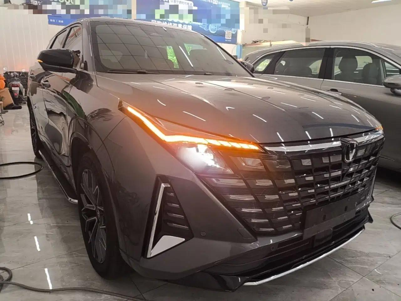 CHANGAN UNI-Z New Energy 2024 Blue Whale Smart Electric iDD 125km Excellence Model — миниатюра 3