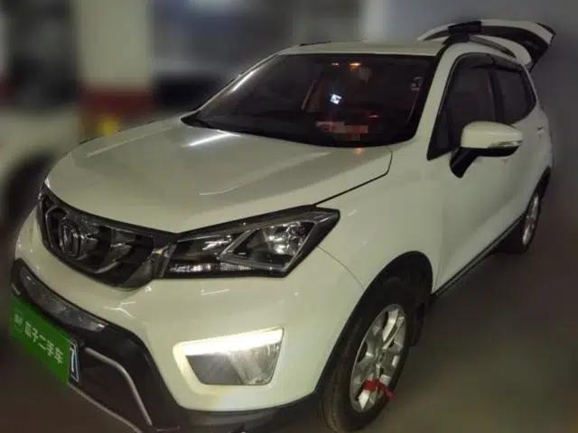 CHANGAN CS15 2016 1.5L Manual Fashion Edition