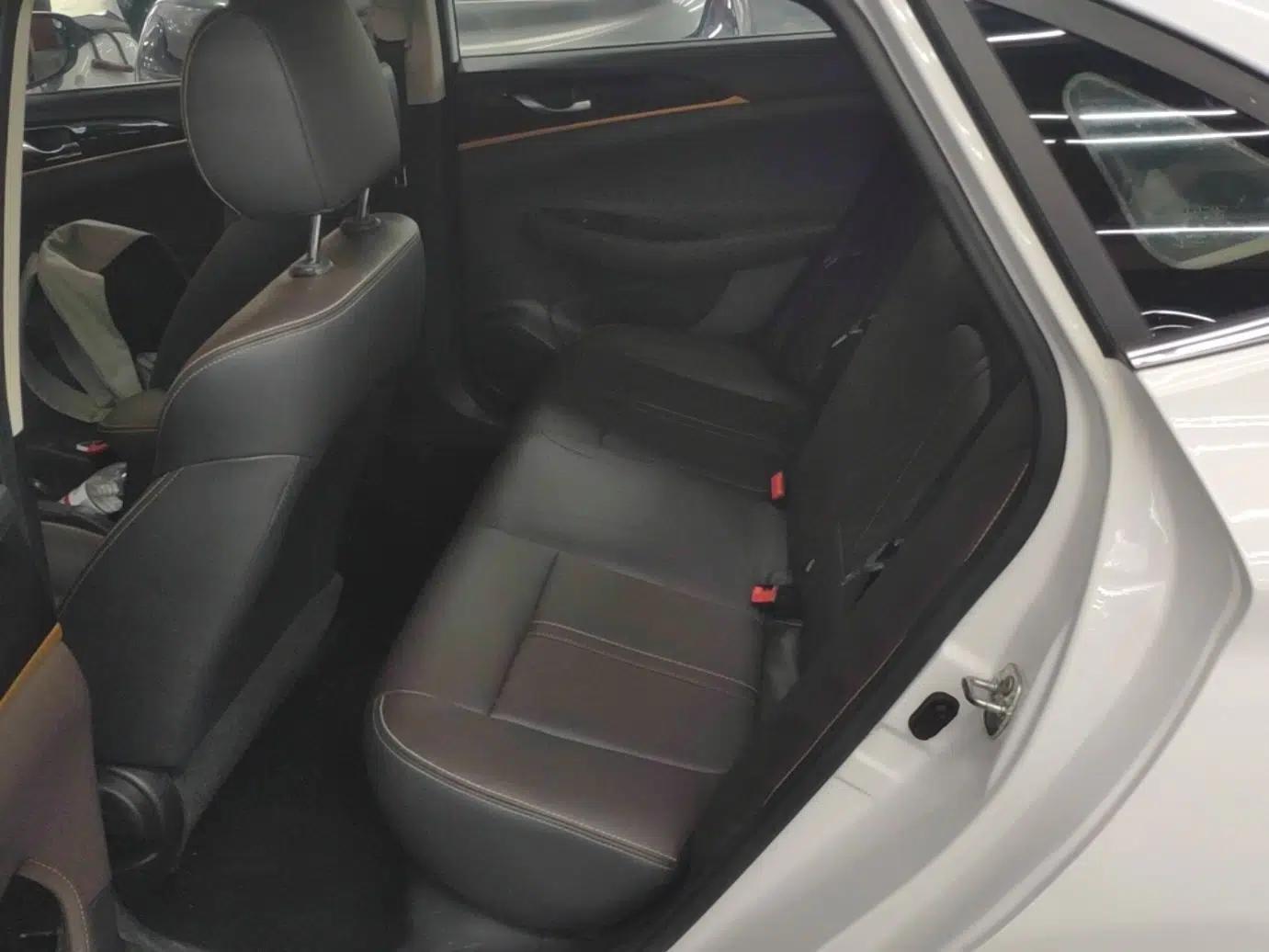 CHANGAN Eado DT 2019 1.6L Automatic Smart Enjoyment Model China VI Standard — миниатюра 25