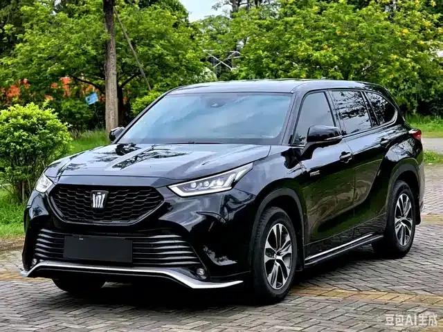 Crown Land Cruiser 2023 2.5L HEV 2WD Entry-level Edition (5-seater)