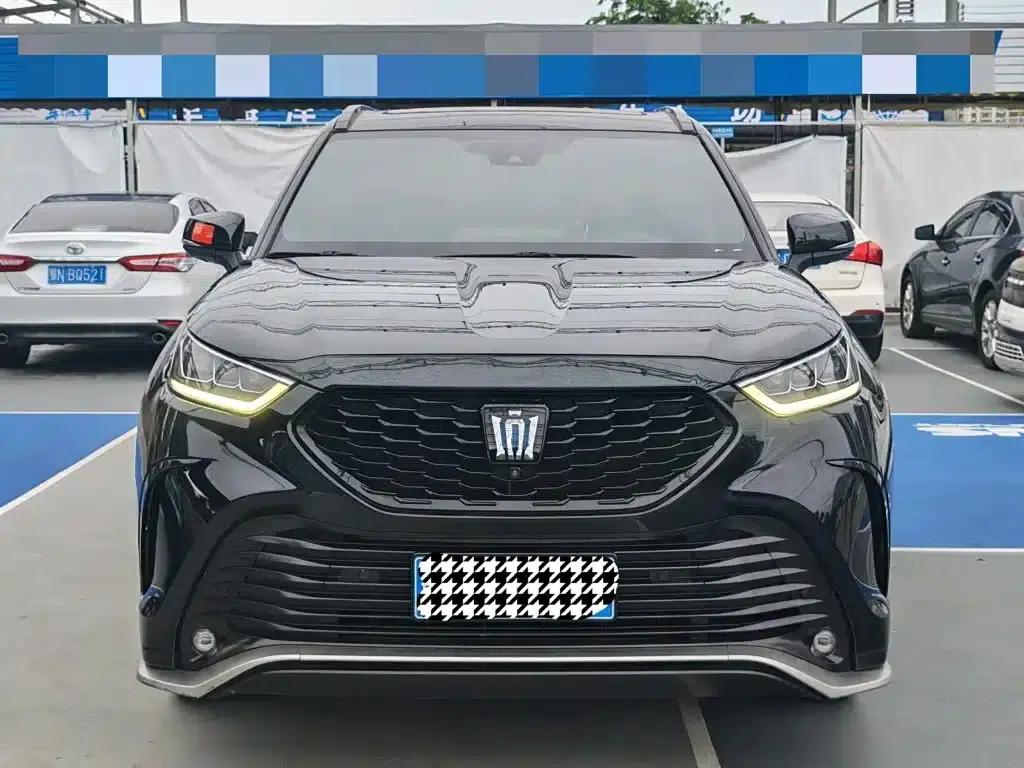 Crown Land Cruiser 2024 2.5L HEV 4WD Premium Edition — миниатюра 2