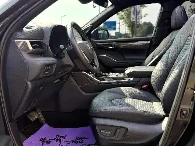 Crown Land Cruiser 2022 2.5L HEV 4WD Flagship Edition — миниатюра 4