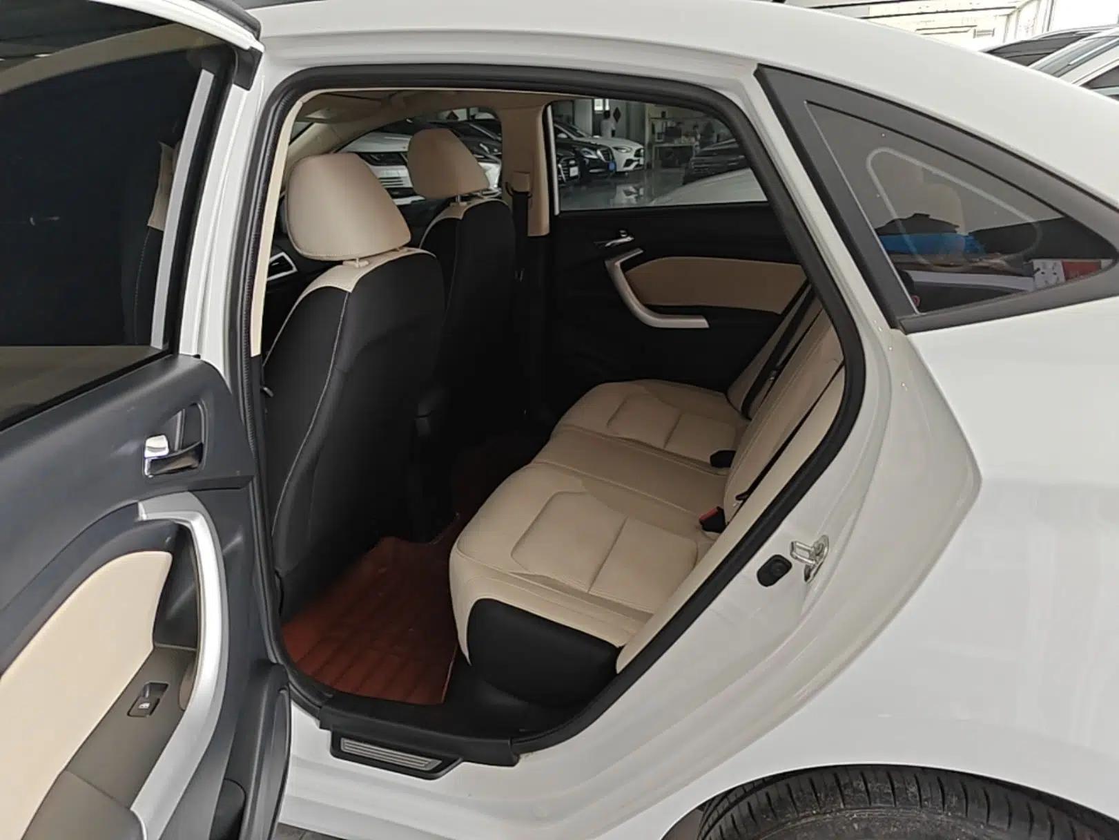 CHANGAN Alsvin V7 2016 1.6L Manual LeShang Model China V Standard — миниатюра 25