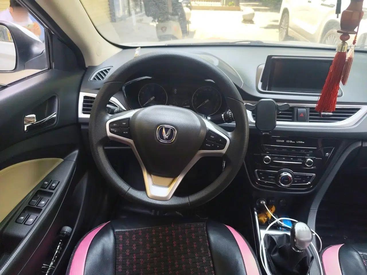CHANGAN Alsvin V7 2015 1.6L Manual Enjoyment Model China IV Standard — миниатюра 10