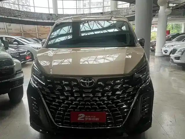 2024 HIACE 3.5L Extended Middle East Version