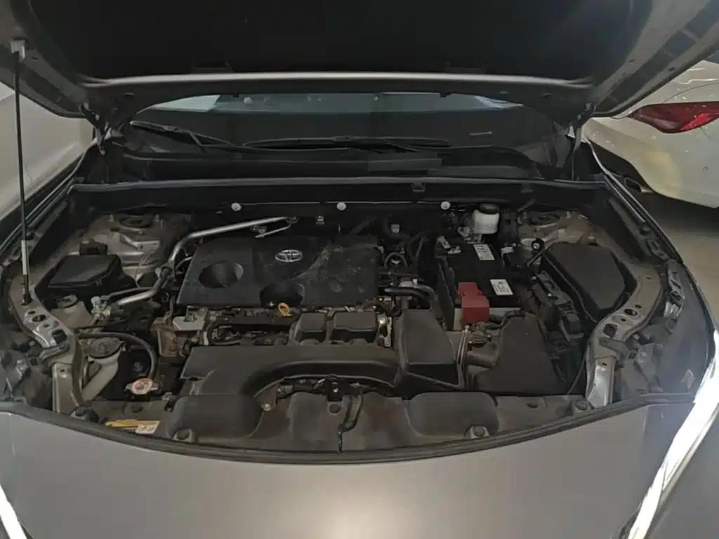 Venza 2022 2.0L CVT 2WD Premium Edition — миниатюра 20