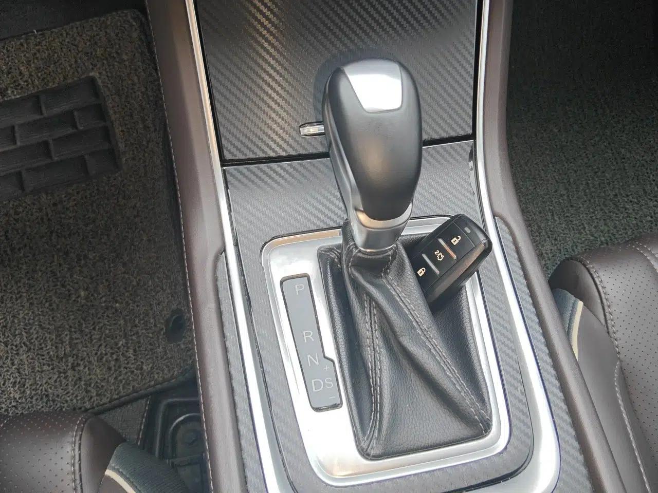 CHANGAN Raeton CC 2018 1.5T Automatic Haoya Model Guangmang Edition China V Standard — миниатюра 11