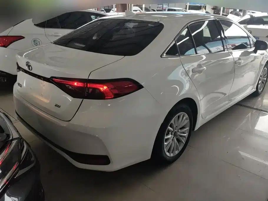 2023 Avalon 2.0L Elite Edition — миниатюра 3