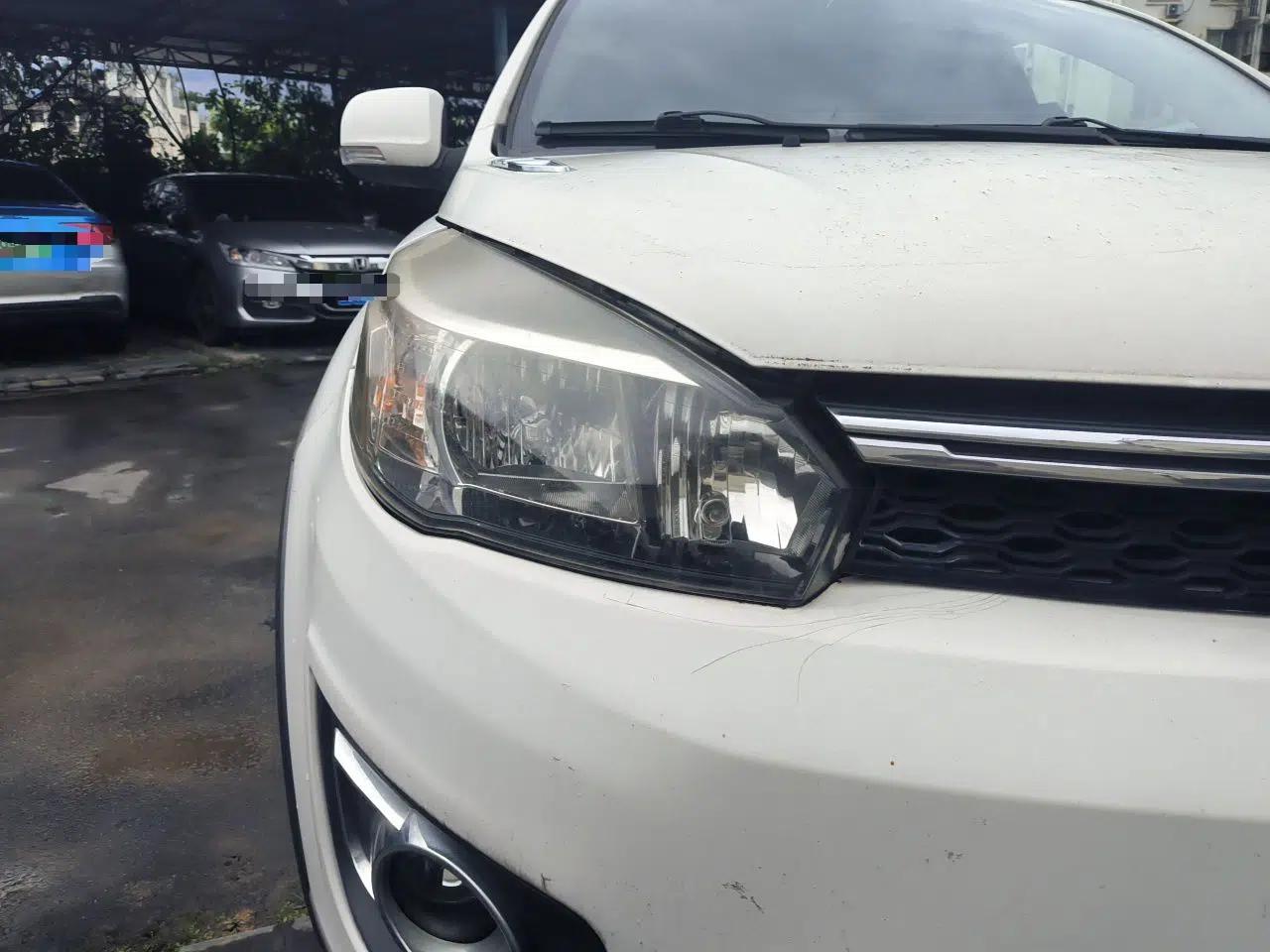 Great Wall M4 2012 1.5L Manual Luxury Version — миниатюра 7