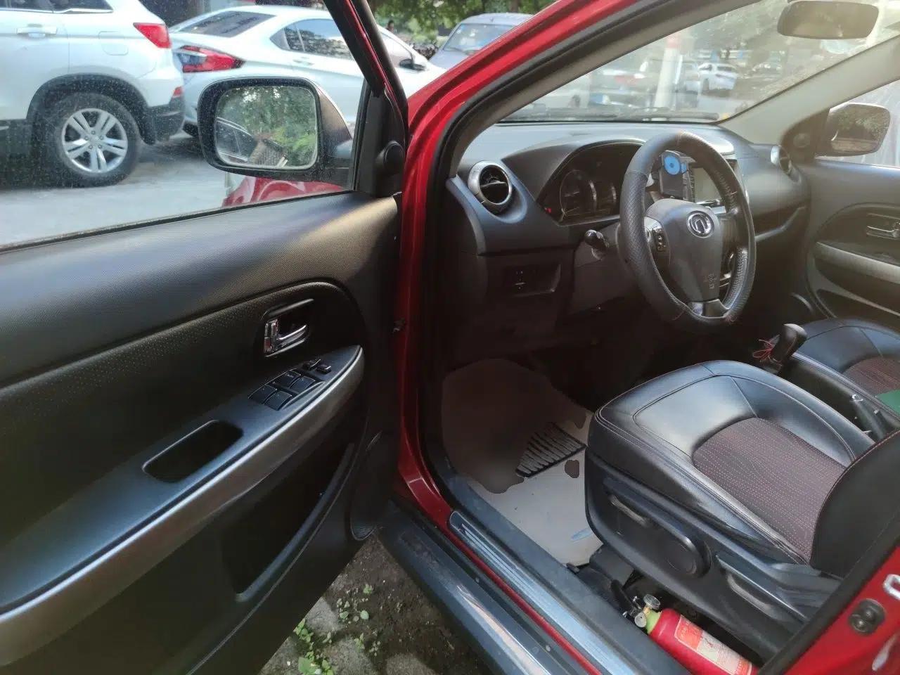 Great Wall M4 2012 1.5L Manual Luxury Version — миниатюра 16