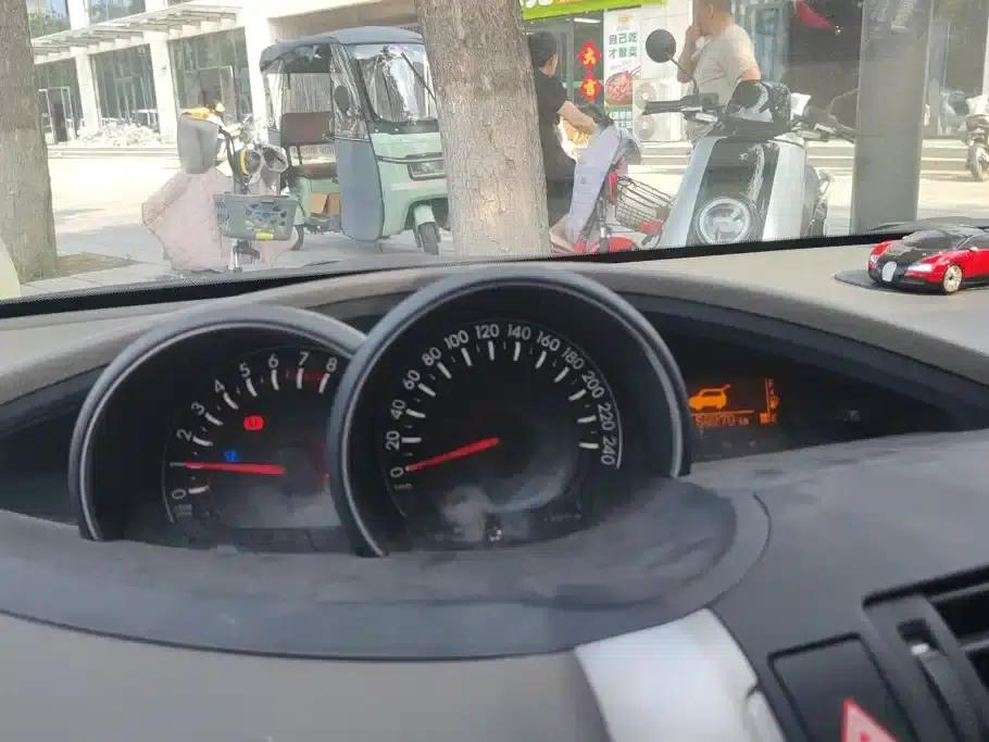 E'Z 2011 180E CVT Elite Edition — миниатюра 14