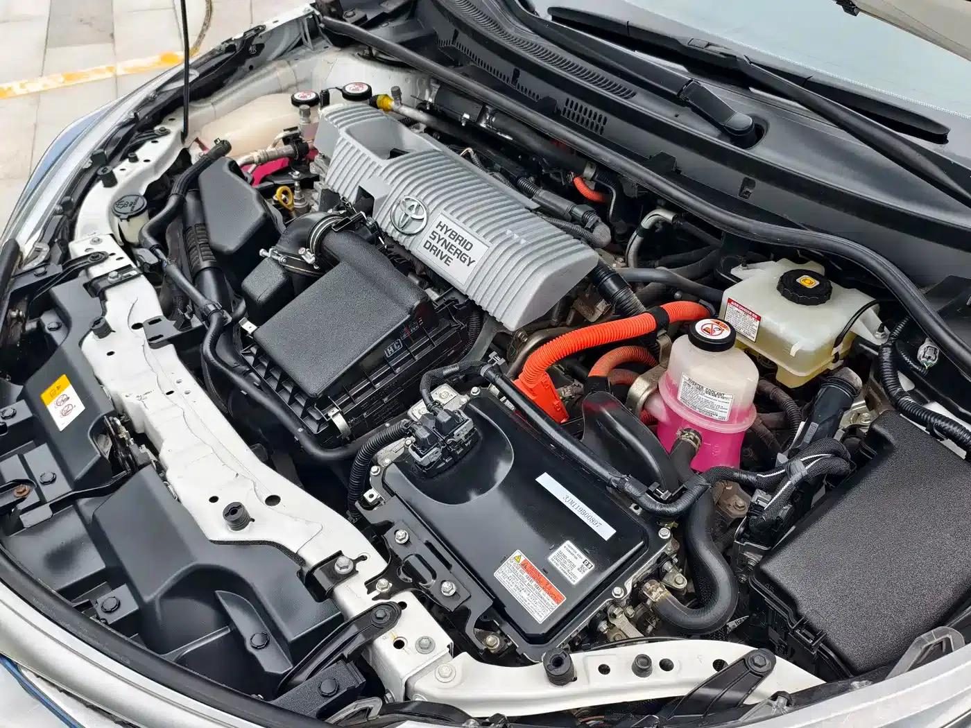 Corolla Hybrid E+ 2019 1.8L E-CVT Leading Edition — миниатюра 17