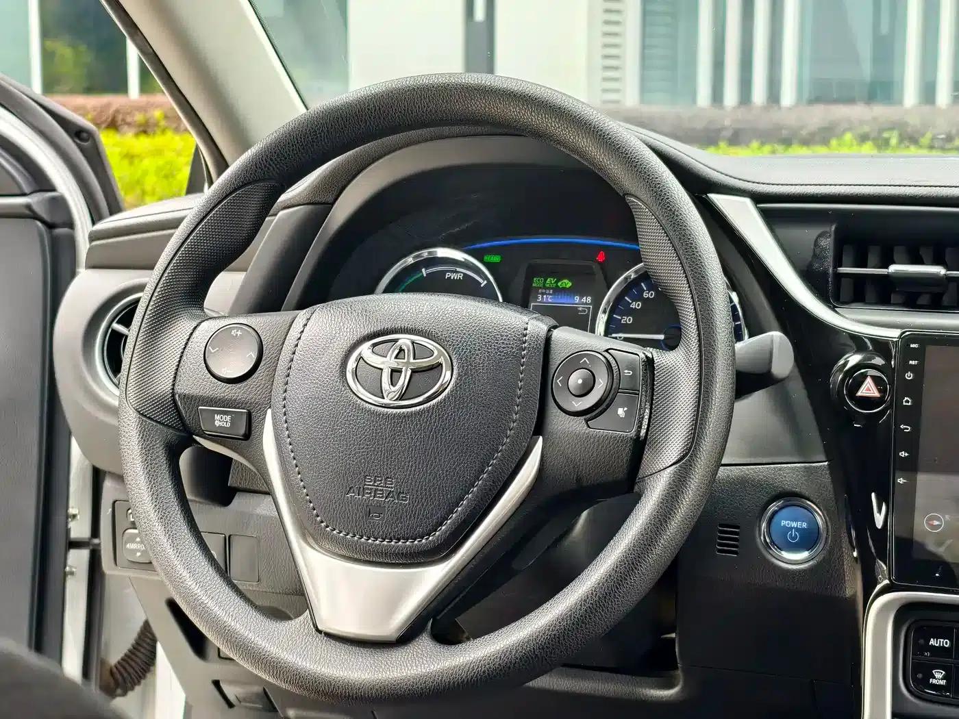 Corolla Hybrid E+ 2019 1.8L E-CVT Leading Edition — миниатюра 35