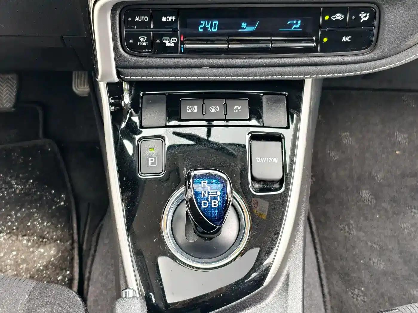 Corolla Hybrid E+ 2019 1.8L E-CVT Leading Edition — миниатюра 36
