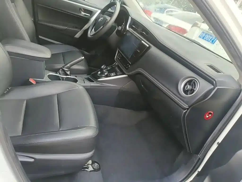 Corolla Hybrid E+ 2019 1.8L E-CVT Leading Edition — миниатюра 25