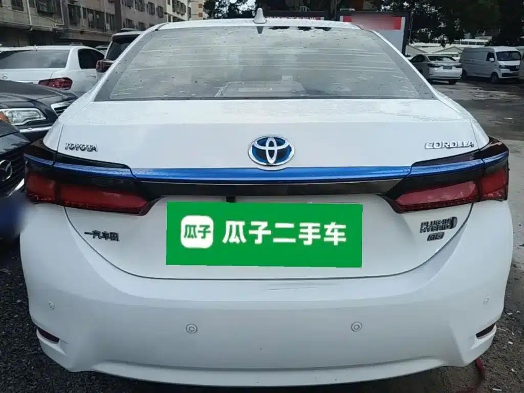 Corolla Hybrid E+ 2019 1.8L E-CVT Leading Edition — миниатюра 6