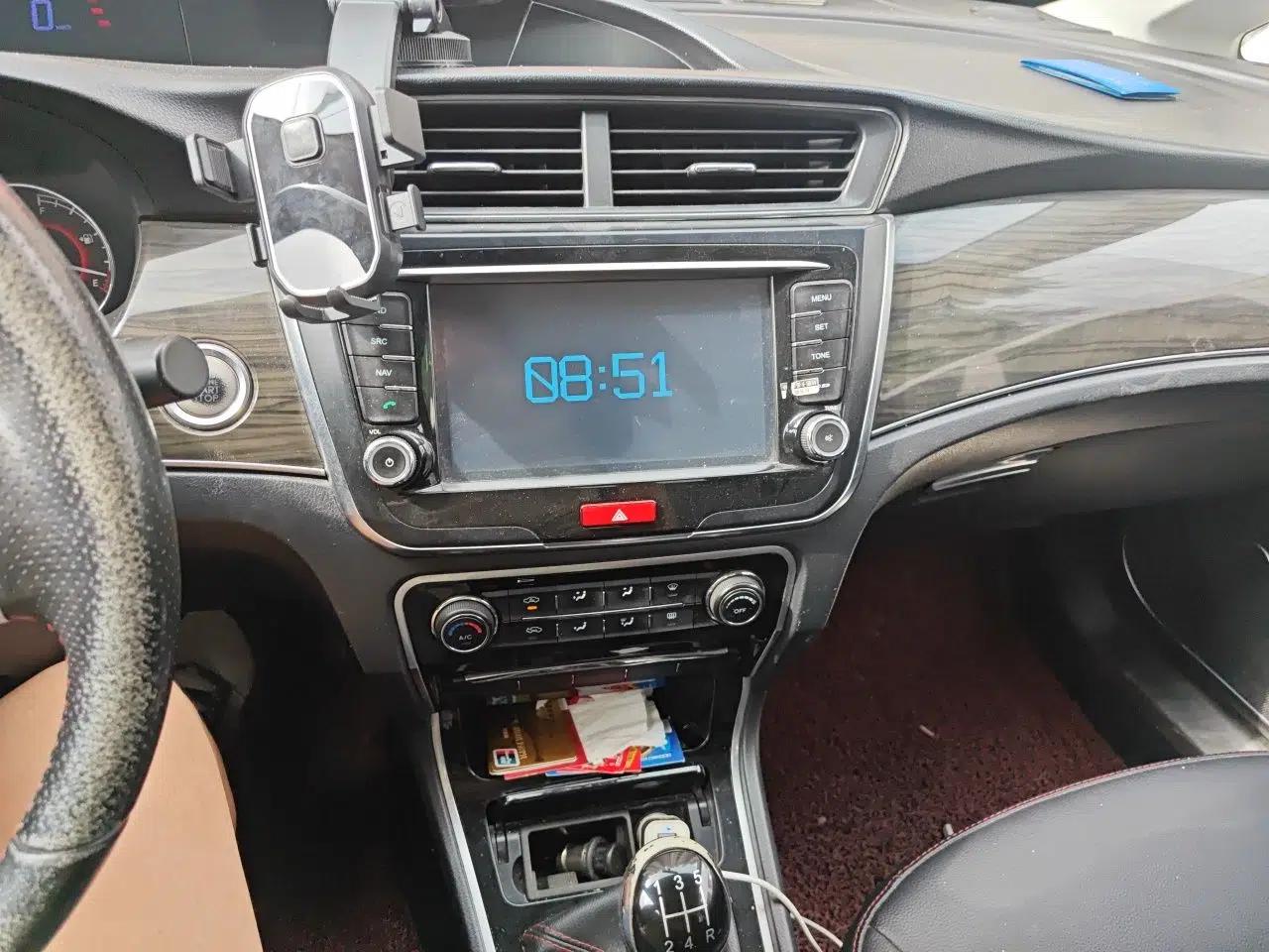 Great Wall C50 2014 Upgraded Model 1.5T Manual Comfort Version — миниатюра 13