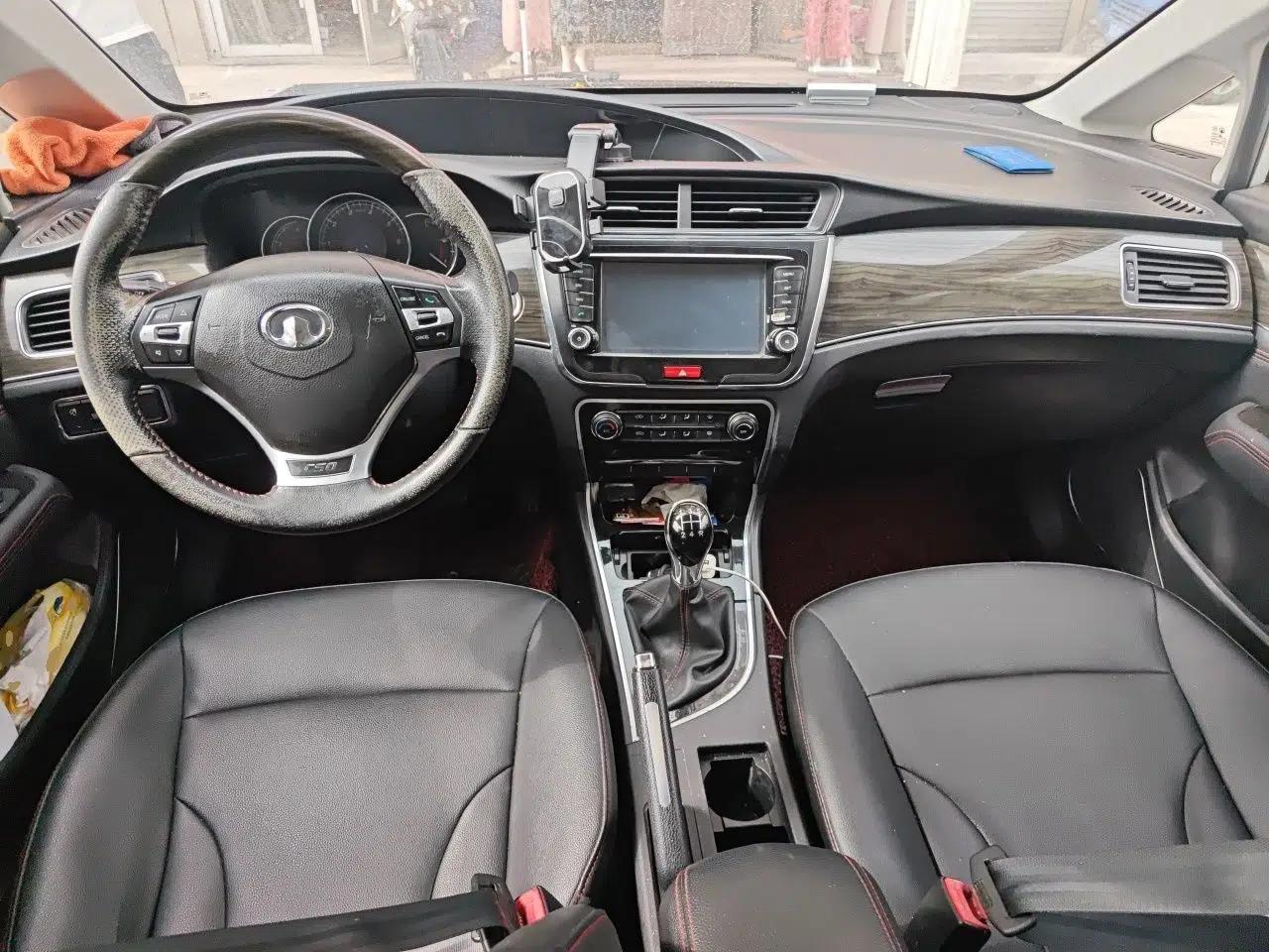 Great Wall C50 2014 Upgraded Model 1.5T Manual Comfort Version — миниатюра 9