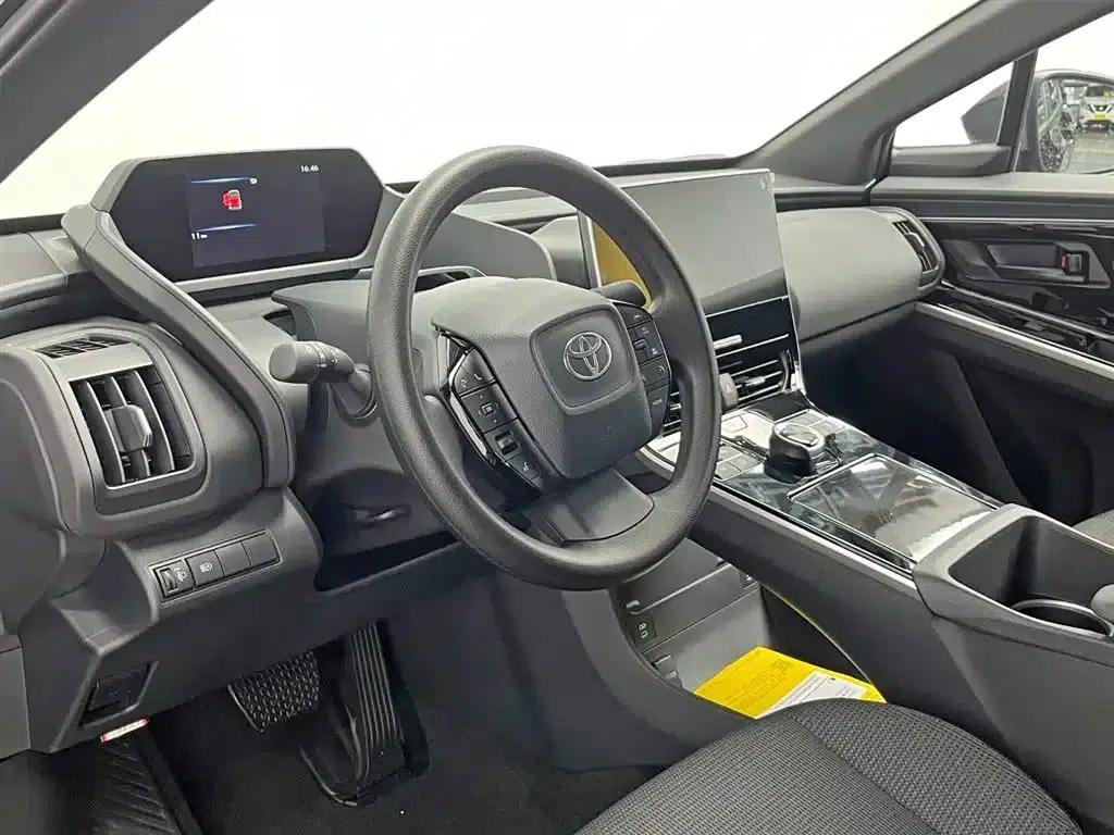 Platinum 4X 2025 Model 615 Air Edition — миниатюра 13