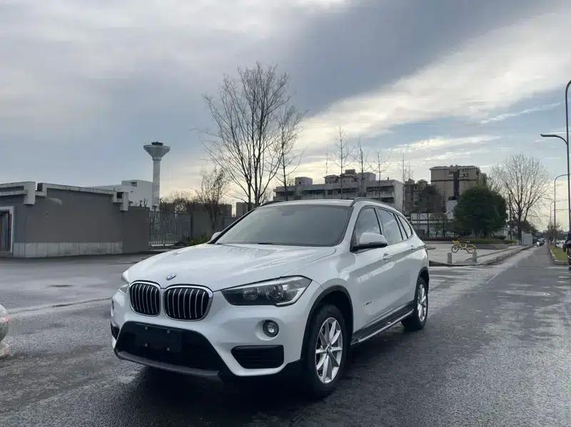 BMW X1 2016 sDrive18Li Fashion Edition — миниатюра 1