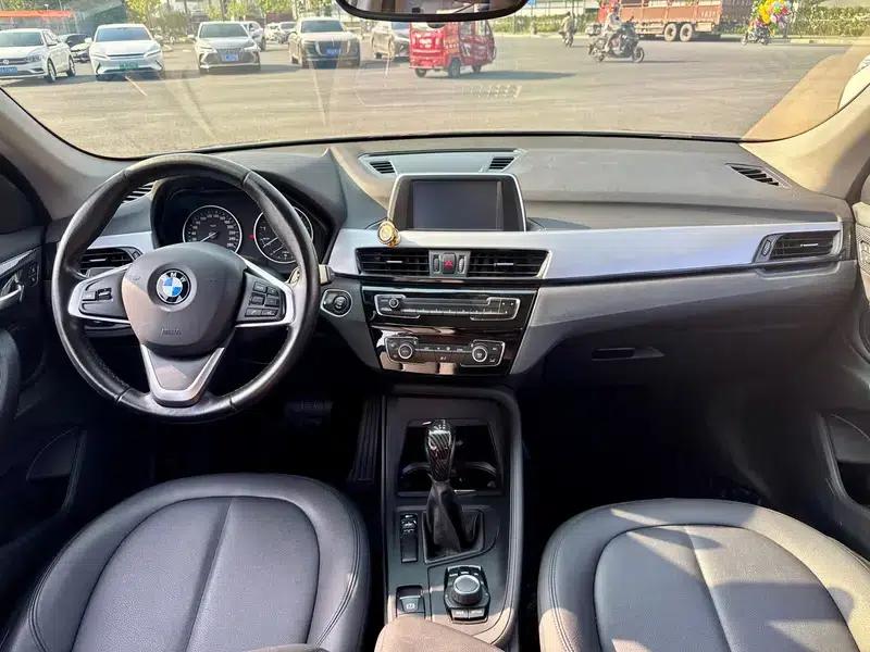 BMW X1 2016 sDrive18Li Luxury — миниатюра 12