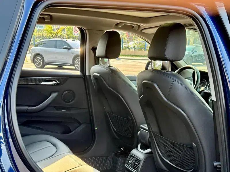 BMW X1 2016 sDrive18Li Luxury — миниатюра 18