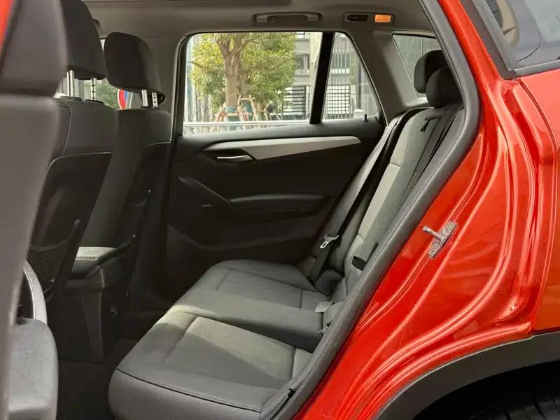 BMW X1 2015 sDrive18i Fashion Upgrade Edition — миниатюра 11