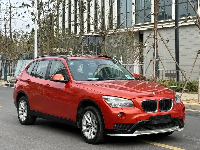 BMW X1 2015 sDrive18i Fashion Upgrade Edition — миниатюра 3
