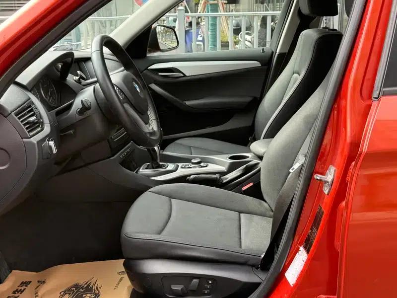 BMW X1 2015 sDrive18i Fashion Upgrade Edition — миниатюра 10