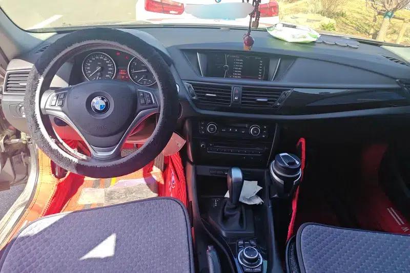 BMW X1 2013 sDrive18i Sport Design Package — миниатюра 13