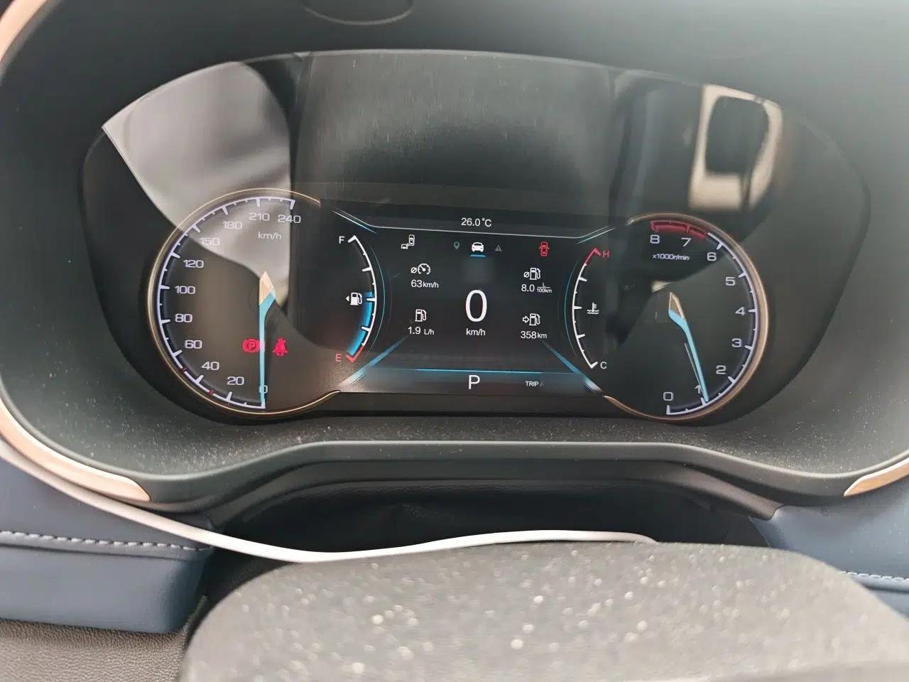 CHANGAN OSHAN COS1 2018 1.5T Automatic Smart 7-Seater — миниатюра 10