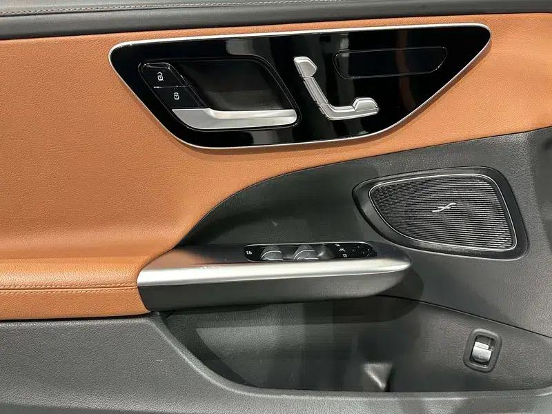2023 Mercedes-Benz C-Class C 200 L Sport Edition — миниатюра 12