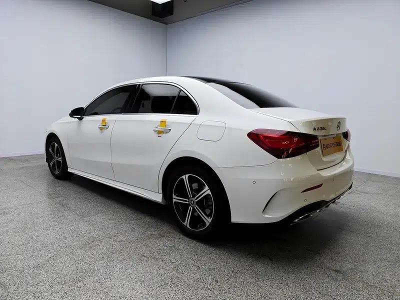 Mercedes-Benz A-Class 2024 Facelift A 200 L Fashion Edition — миниатюра 5