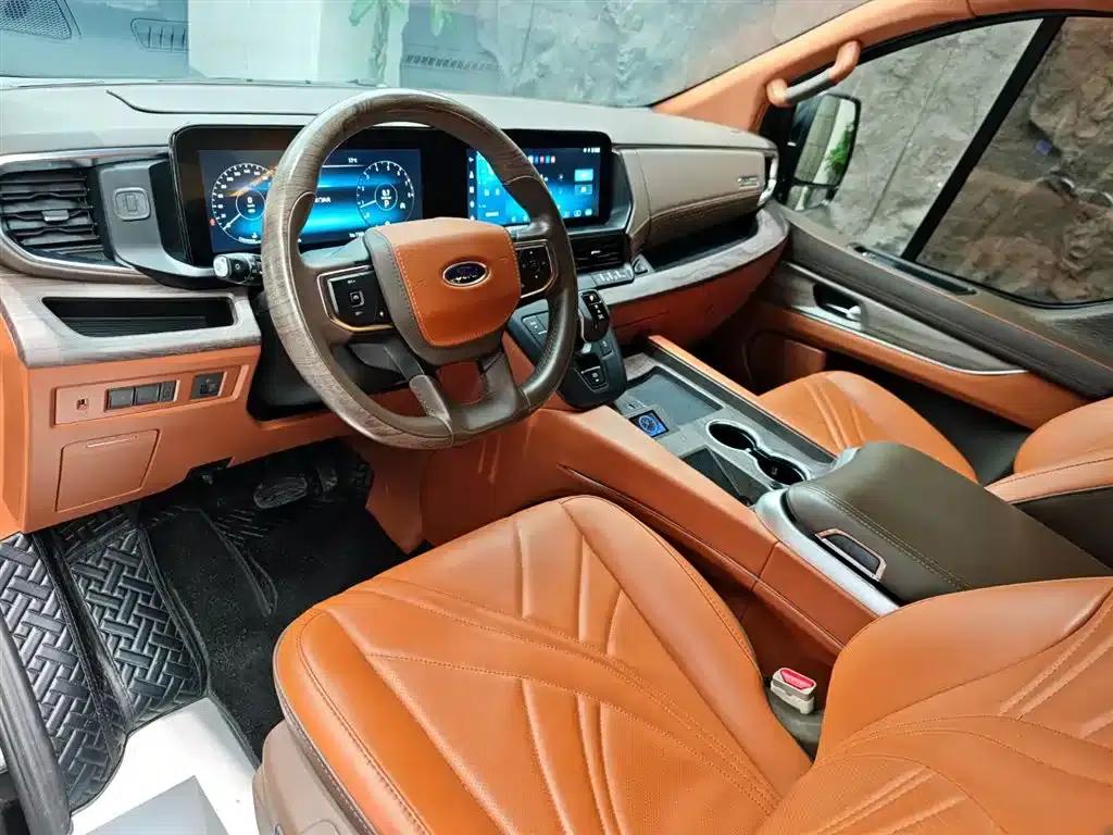 Tourneo 2024 2.0T Automatic Premium Plus Edition — миниатюра 6