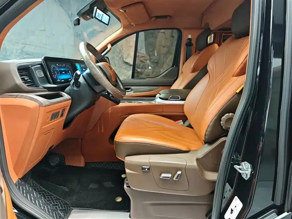Tourneo 2024 2.0T Automatic Premium Plus Edition — миниатюра 8