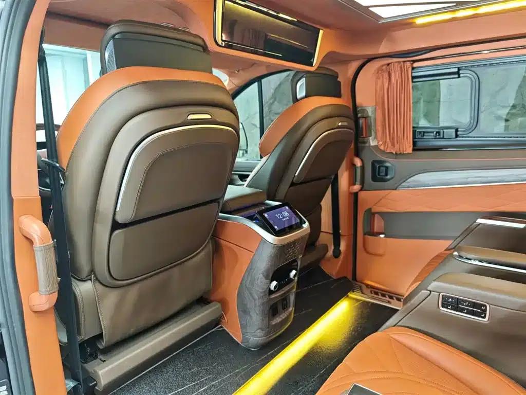Tourneo 2024 2.0T Automatic Premium Plus Edition — миниатюра 10
