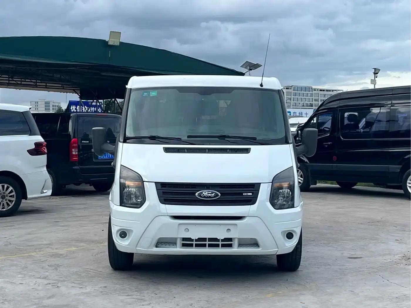 New Generation Ford Transit 2013 2.4T Diesel Luxury Short Wheelbase Mid-Low Roof (National III Emission Standard) — миниатюра 2