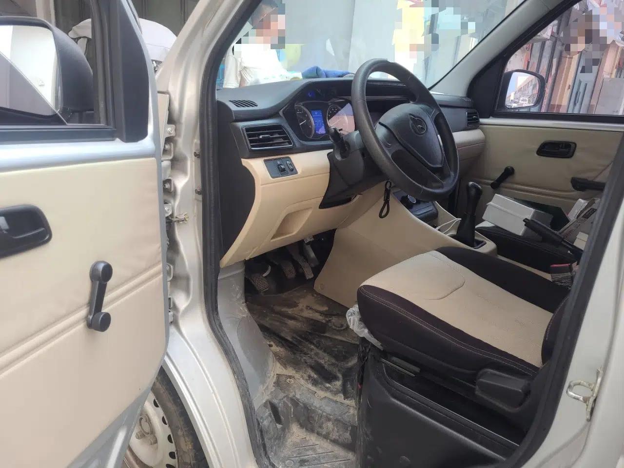 CHANGAN KUAYUE Xing V3 2023 1.5L Gasoline Standard Edition 2-Seat Van — миниатюра 16