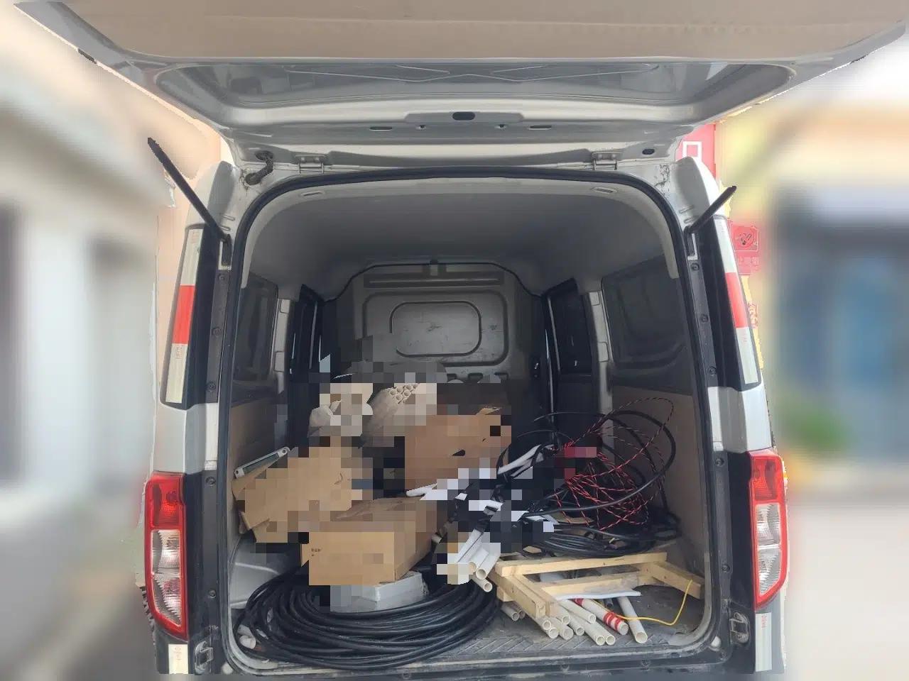 CHANGAN KUAYUE Xing V3 2023 1.5L Gasoline Standard Edition 2-Seat Van — миниатюра 19