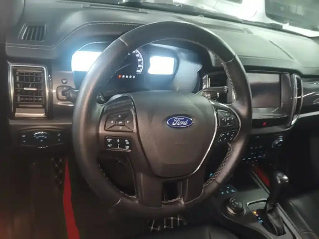 2017 Ford Everest 2.0T Gasoline Automatic 4WD Flagship Edition 7-Seater — миниатюра 11