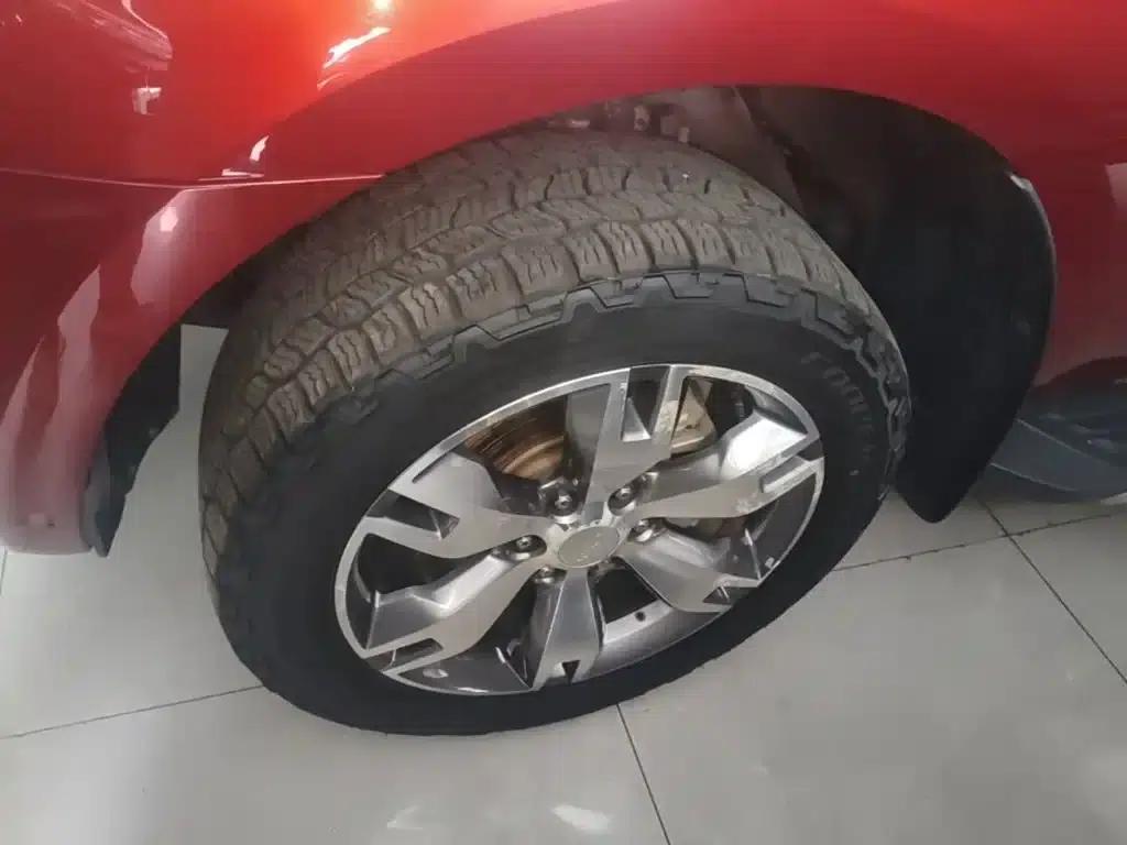 2017 Ford Everest 2.0T Gasoline Automatic 4WD Flagship Edition 7-Seater — миниатюра 23