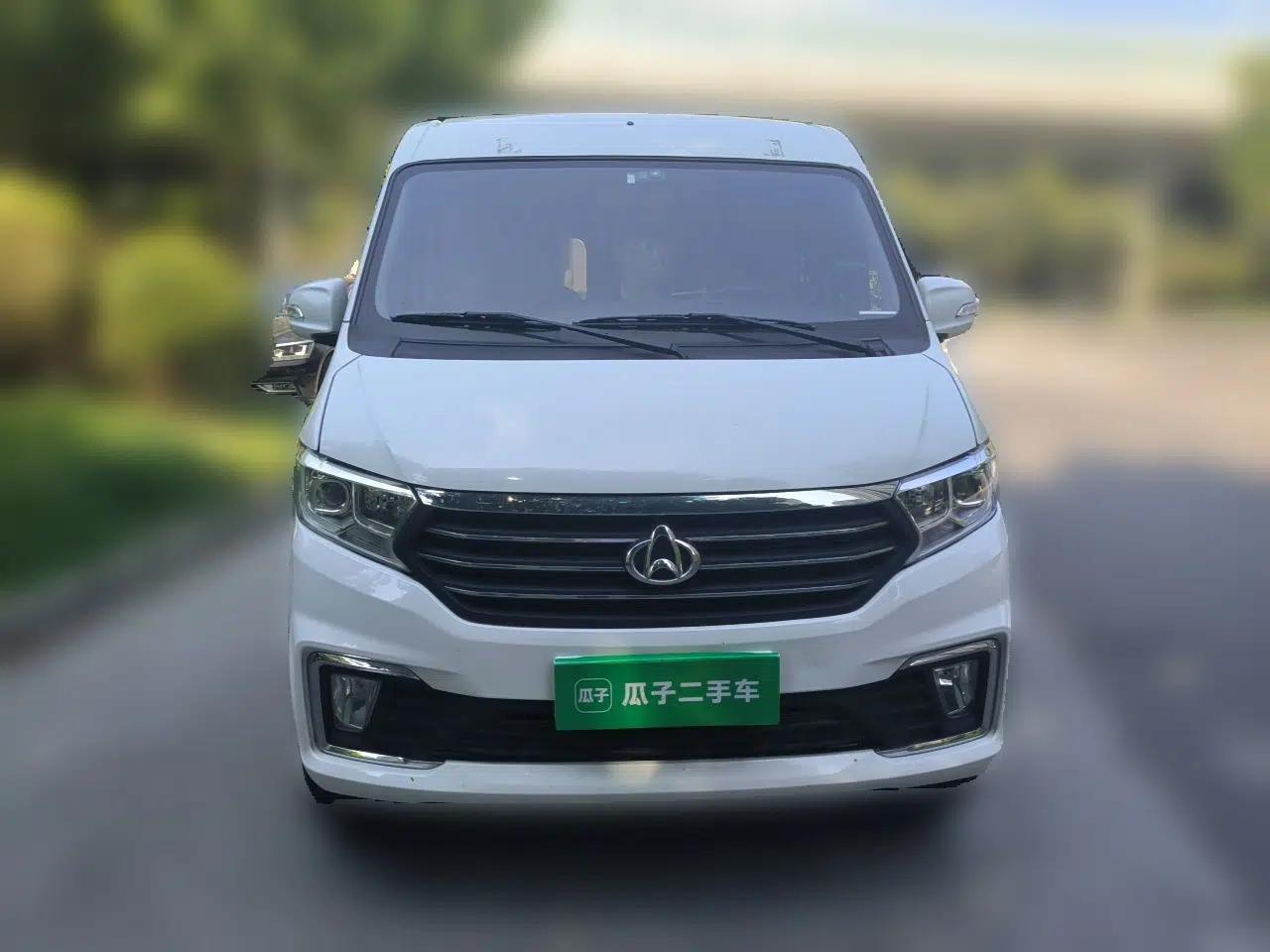 CHANGAN KUAYUE Xing V5 2026 Model 1.6L Comfortable 6-Seater Passenger Vehicle — миниатюра 2