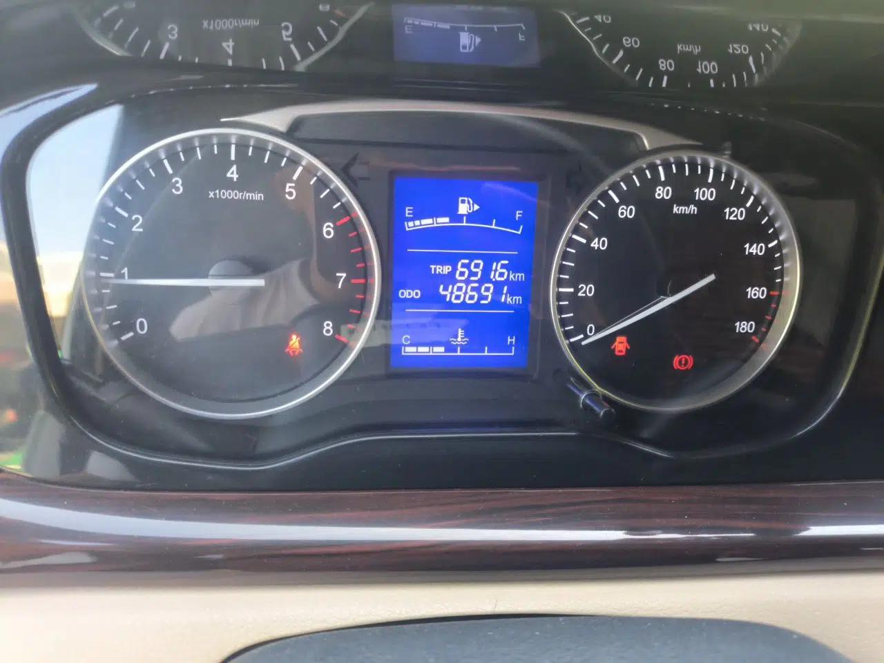 CHANGAN KUAYUE Xing V5 2026 Model 1.6L Comfortable 6-Seater Passenger Vehicle — миниатюра 12