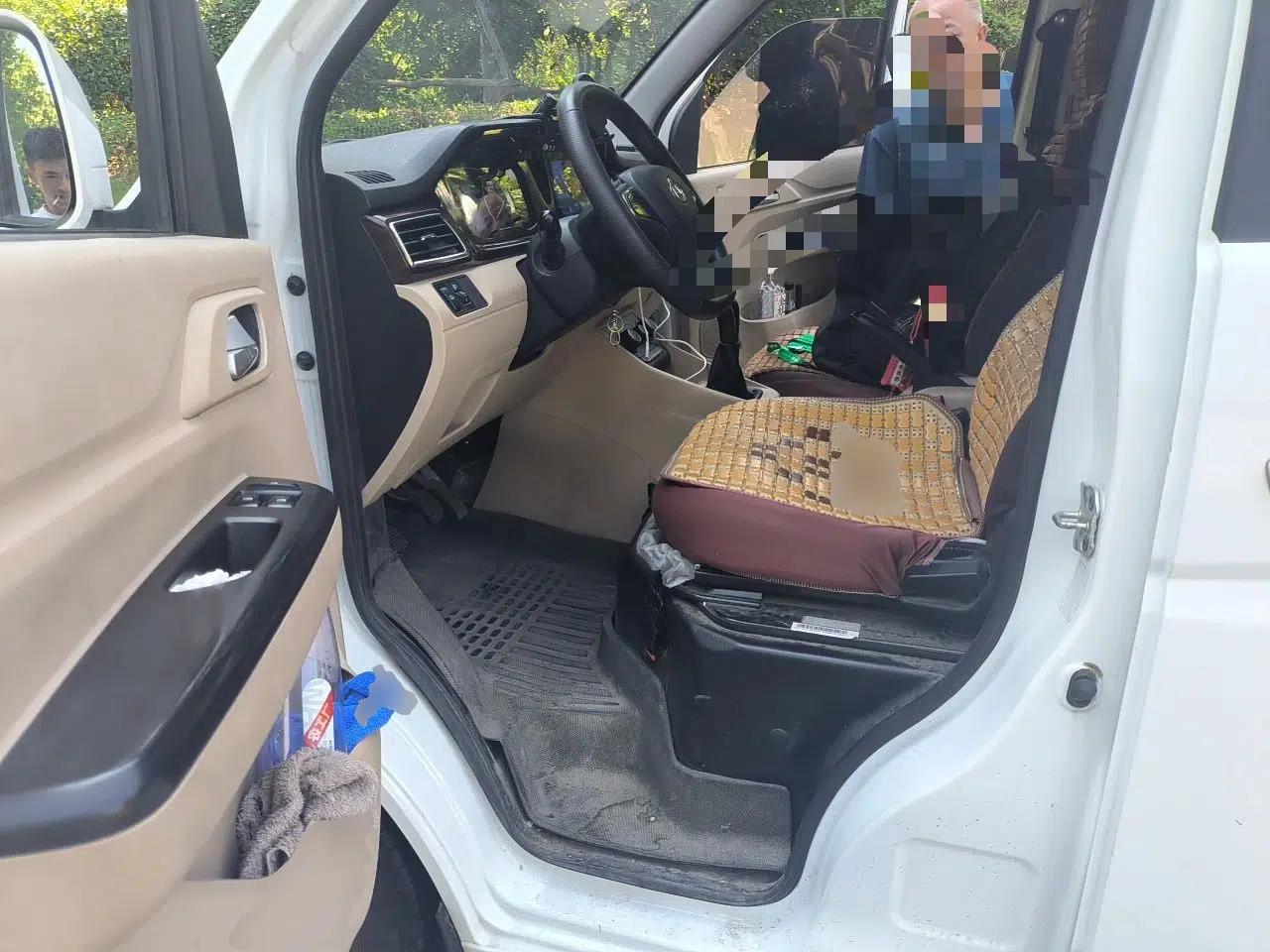 CHANGAN KUAYUE Xing V5 2026 Model 1.6L Comfortable 6-Seater Passenger Vehicle — миниатюра 16