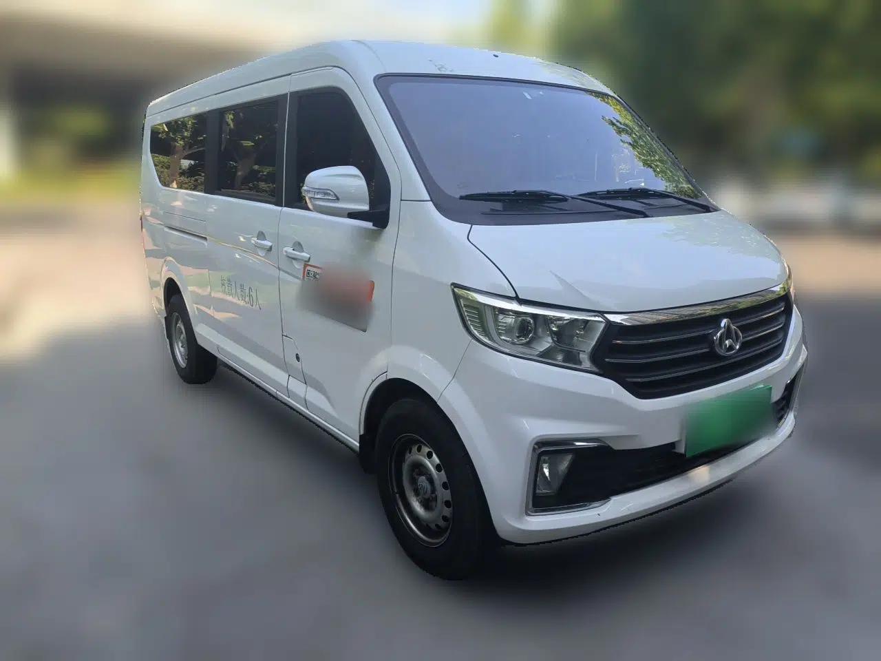 CHANGAN KUAYUE Xing V5 2026 Model 1.6L Comfortable 6-Seater Passenger Vehicle — миниатюра 3
